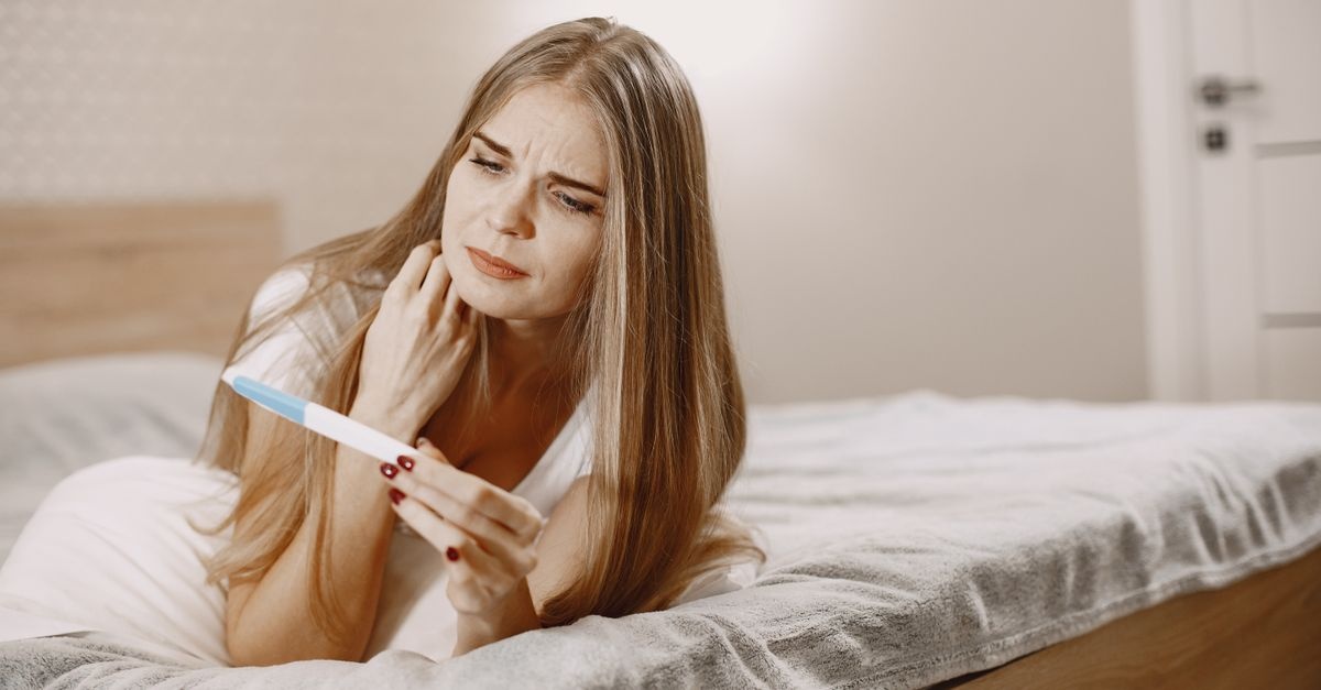 Test de grossesse : le bon moment pour le faire et éviter les faux espoirs