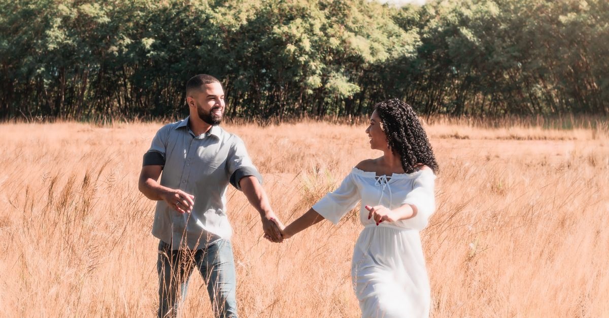 Renforcer la confiance à deux : comment nourrir l’estime de soi au sein du couple