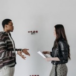 Exclusivité en question : comment ouvrir une discussion saine et constructive ?