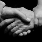 Quand la famille tire les ficelles : reconnaître et se libérer des jeux de pouvoir